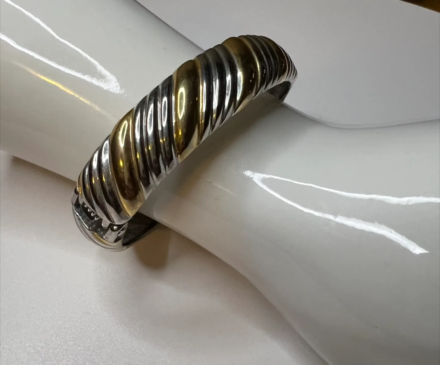 Vintage Two-Tone Twisted Bangle Bracelet thumbnail