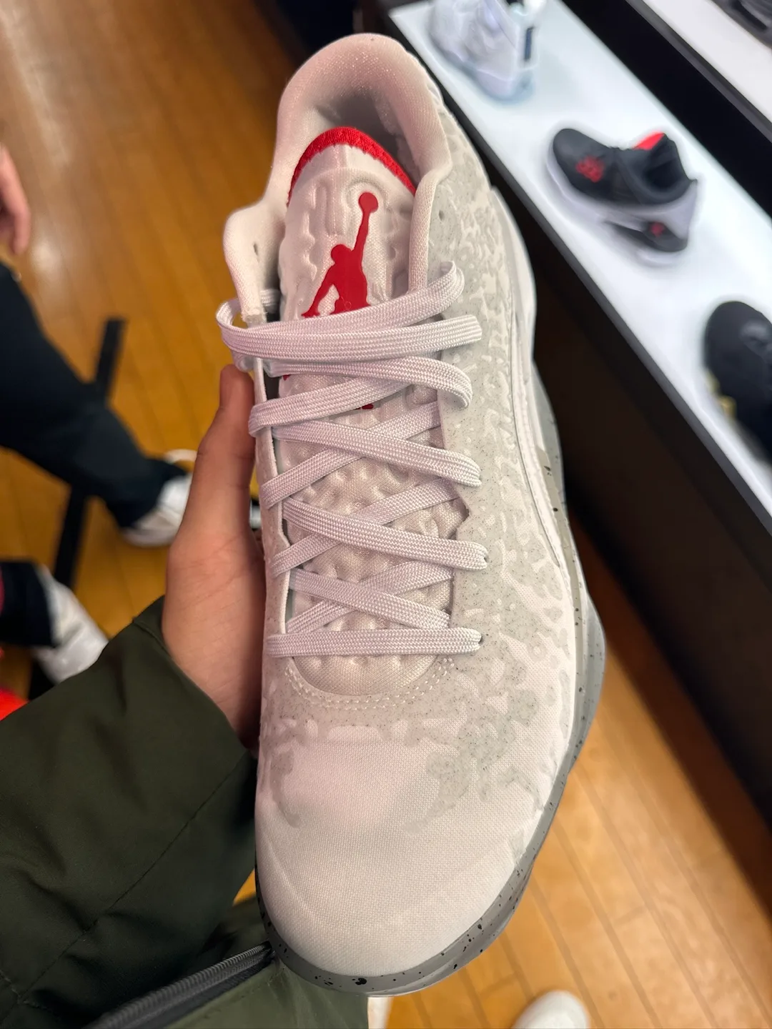 Jordan Sneakers image indicator(2)