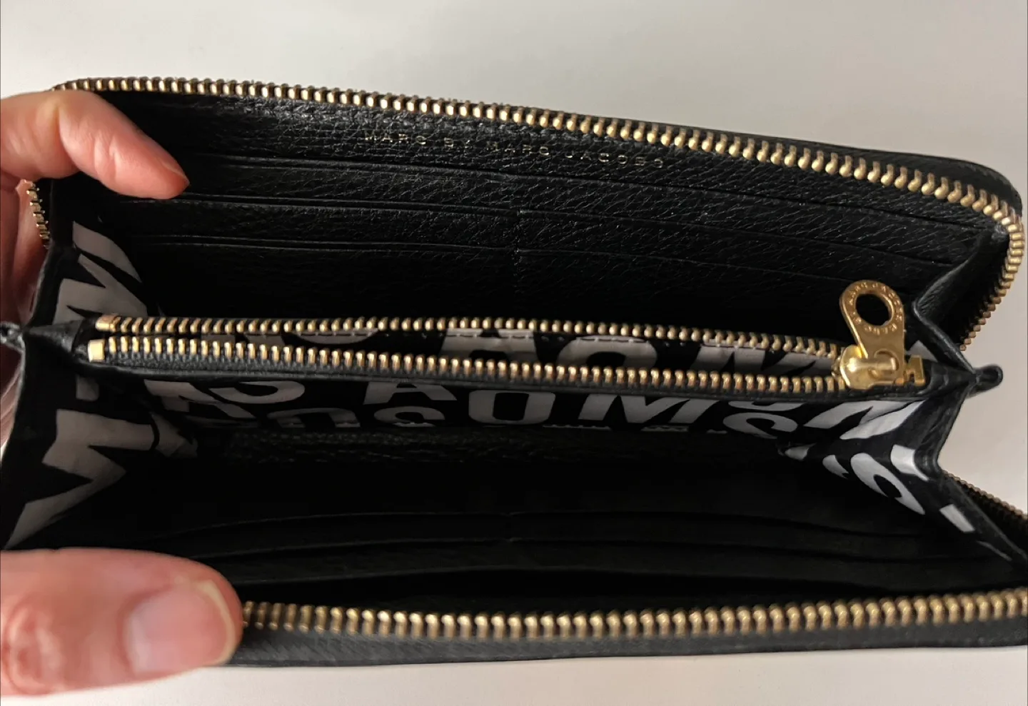Marc by Marc Jacobs Black Leather Zip Around Wallet image indicator(2)
