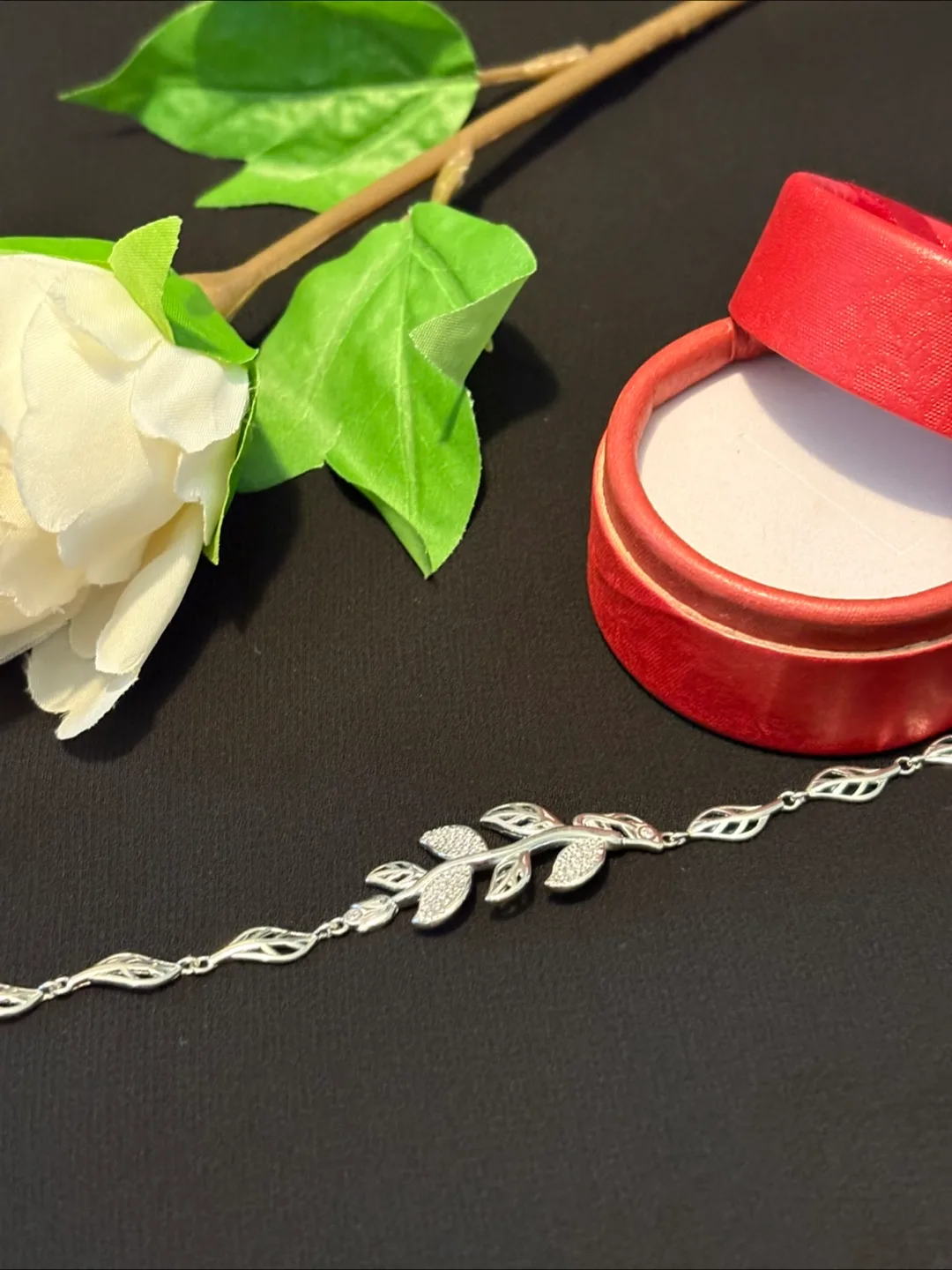Silver bracelet thumbnail