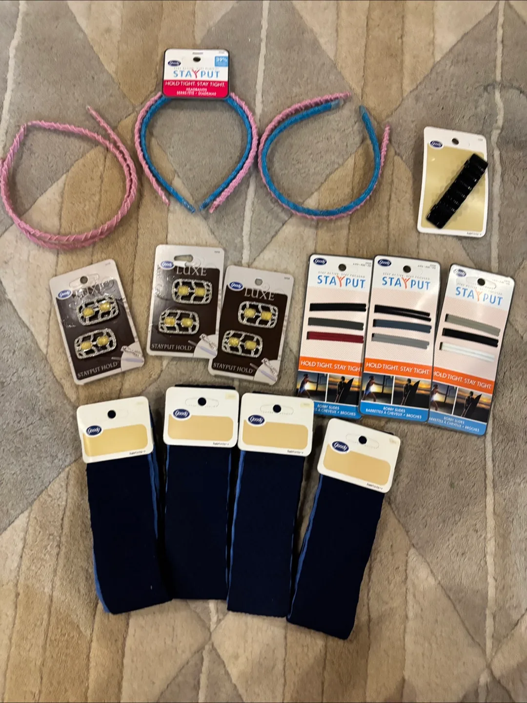 Variety of Goody hair accessories - brand new image indicator(2)