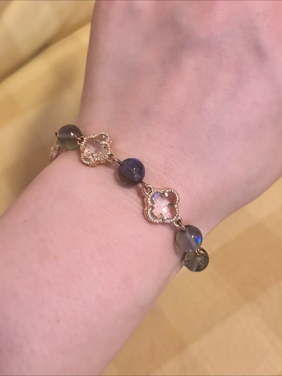 Elegant beaded bracelet thumbnail