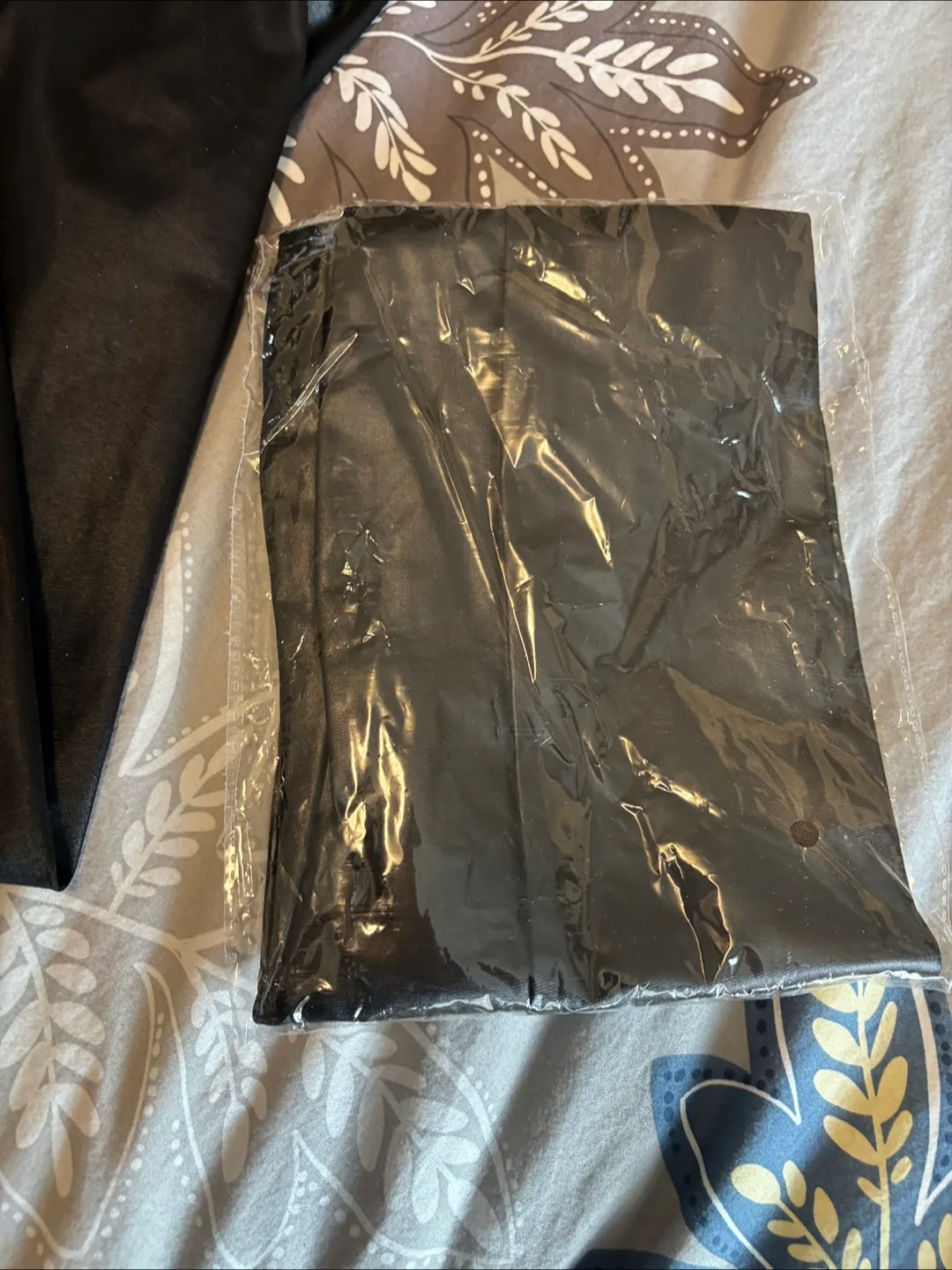 Shiny Black Leggings with stirrup- small/med petite image indicator(9)