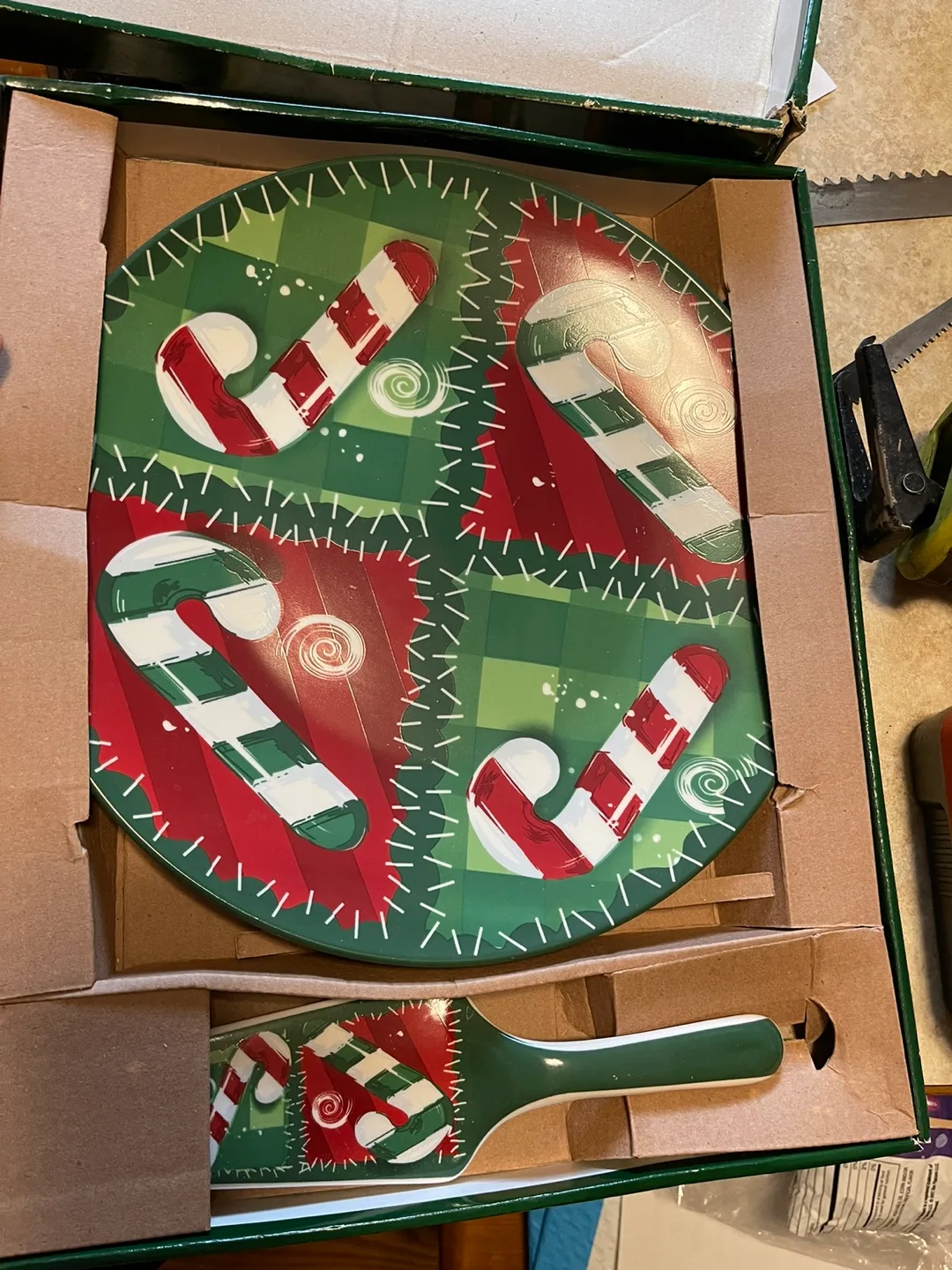 Festive Ceramic Cake Plate with Server 🥕 image indicator(2)