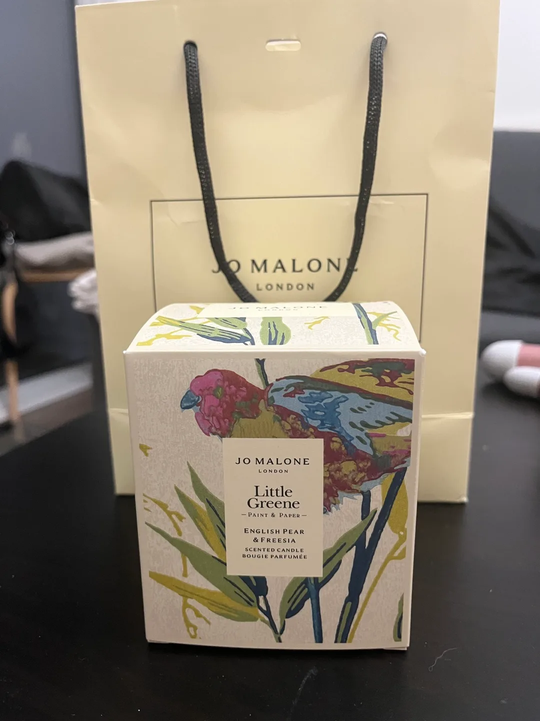 🕯 Jo Malone Scented Candle – English Pear & Freesia (100g) thumbnail
