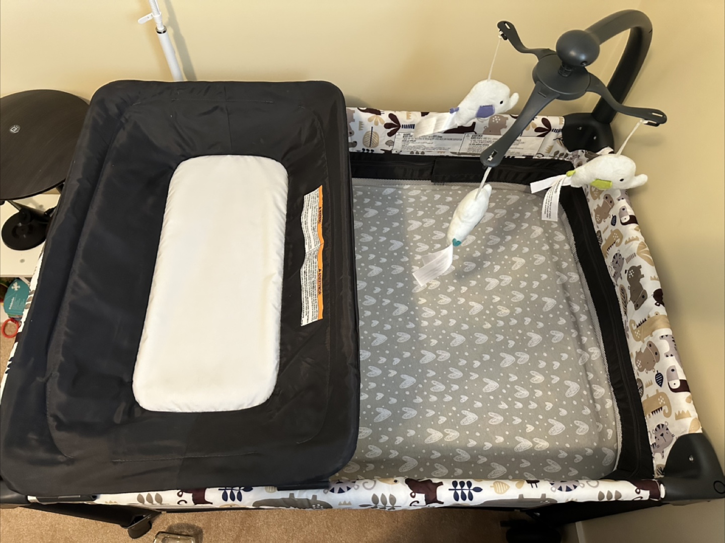 NEW Pamo Babe playpen with changing table - photo 3
