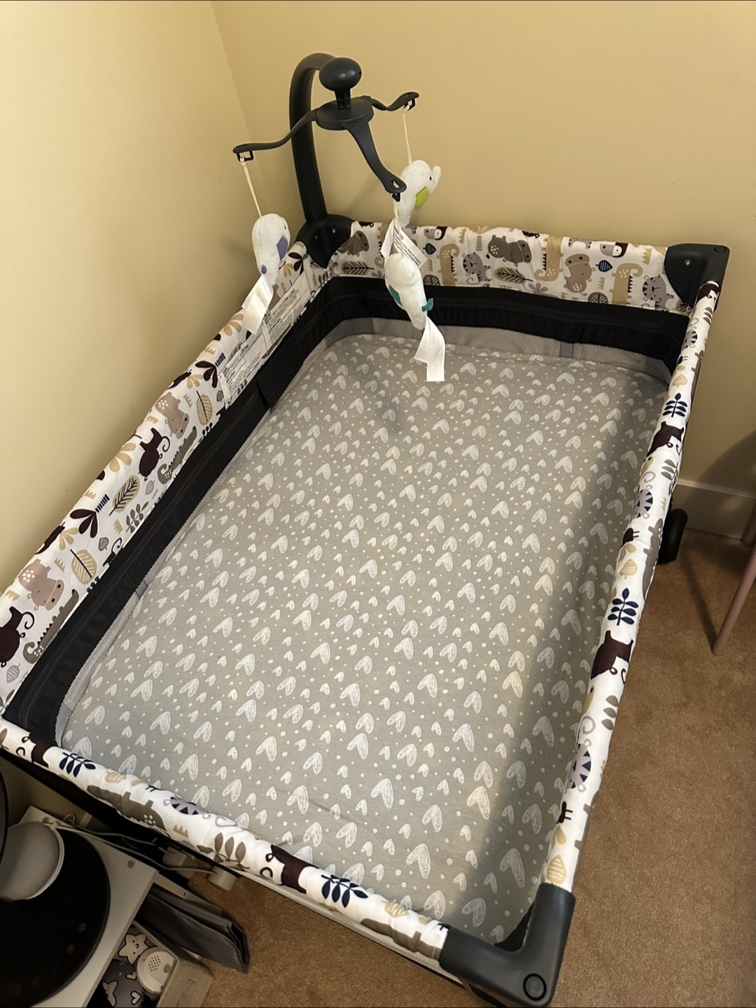 NEW Pamo Babe playpen with changing table - photo 2