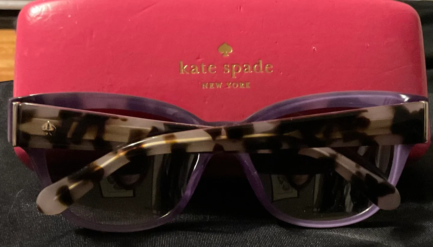 Kate Spade Sunglasses with Case image indicator(4)