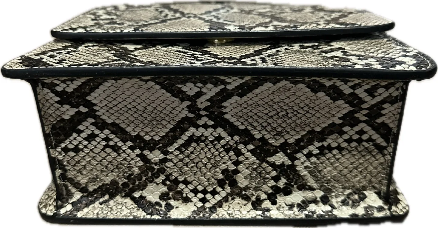 JW PEl Fae Top Handle Snake Embossed Bag image indicator(4)