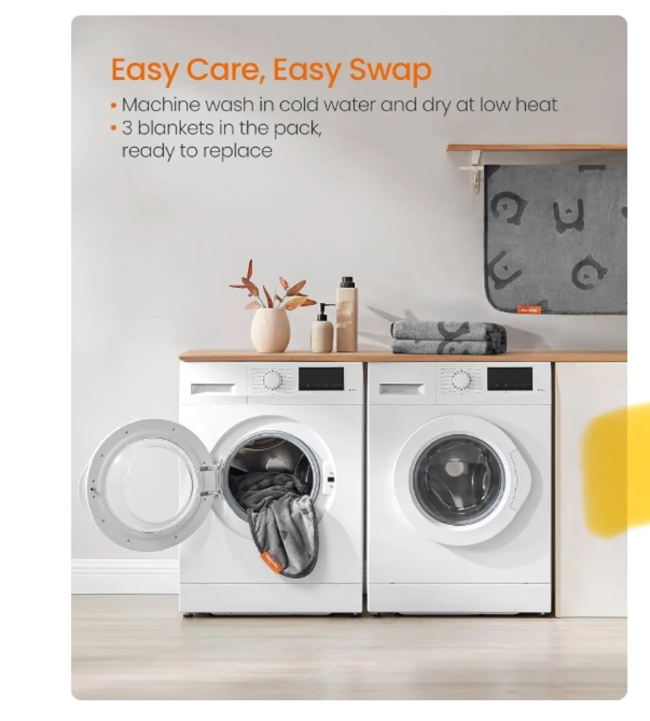 BRAND NEW 3-Pack Cozy Dog / Cat Blankets 🐶🖤 image indicator(6)