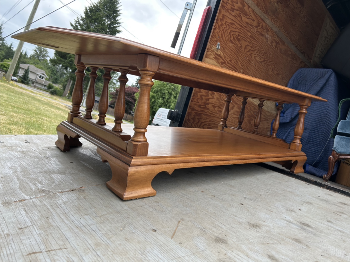 Solid Wood Coffee Table with Storage - photo 3