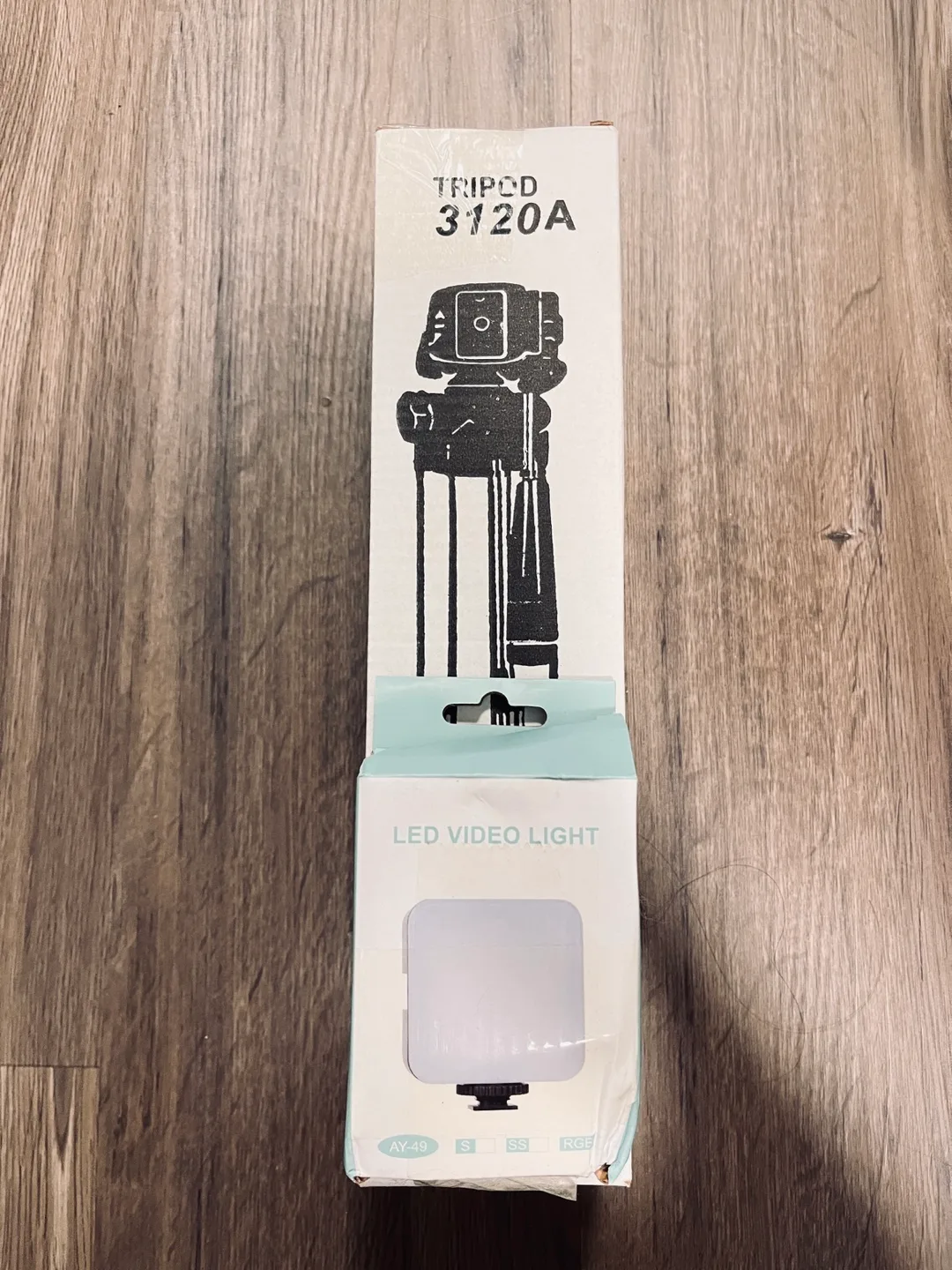 Tripod 3120A with LED Video Light thumbnail
