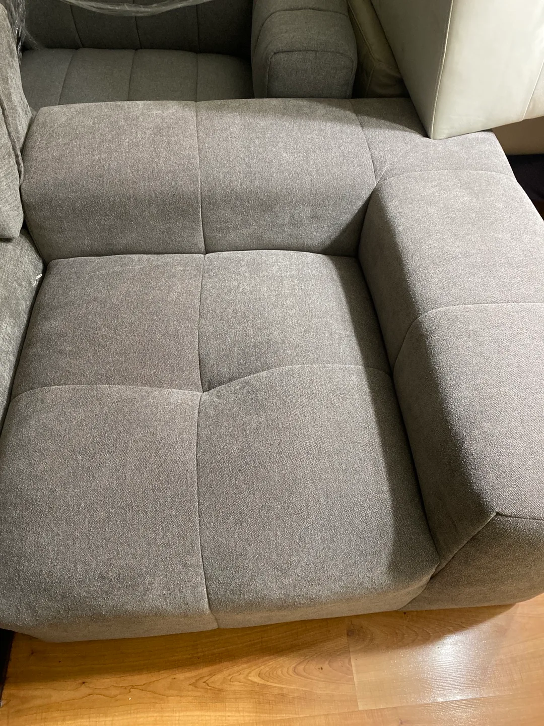 Grey Sectional Couch image indicator(2)