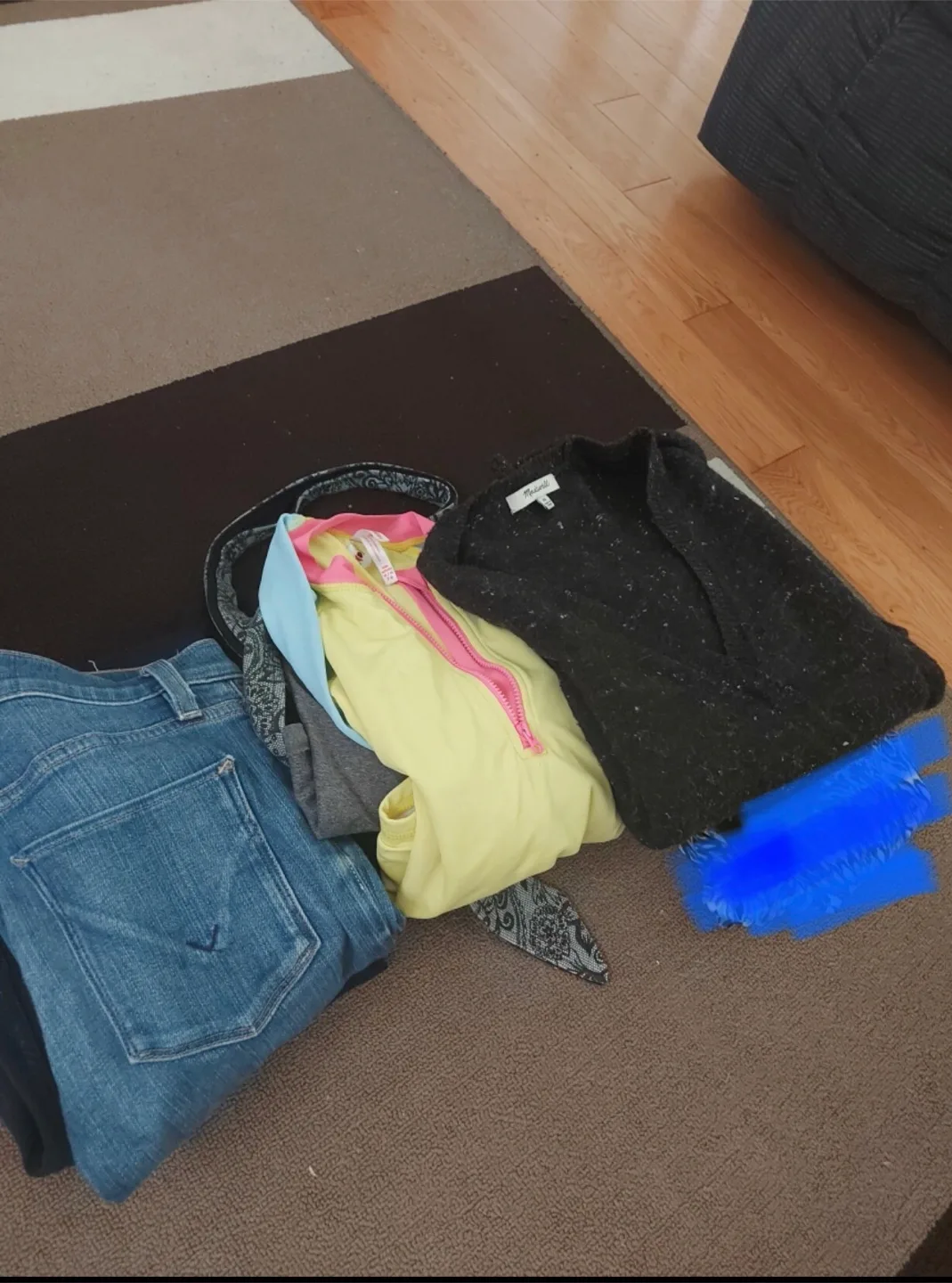 #freecycle Bundle of women clothes thumbnail