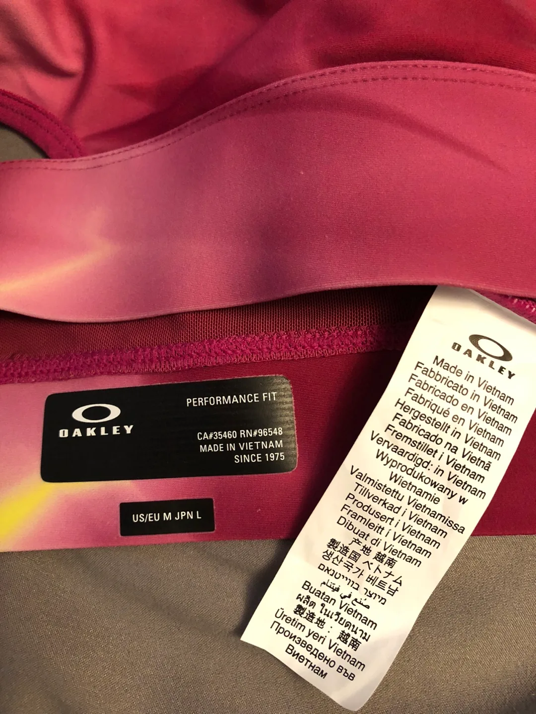 Oakley Tie Dye Racerback Sports Bra image indicator(3)