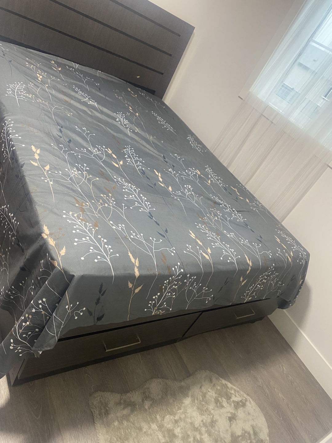 Bedroom Furniture Set