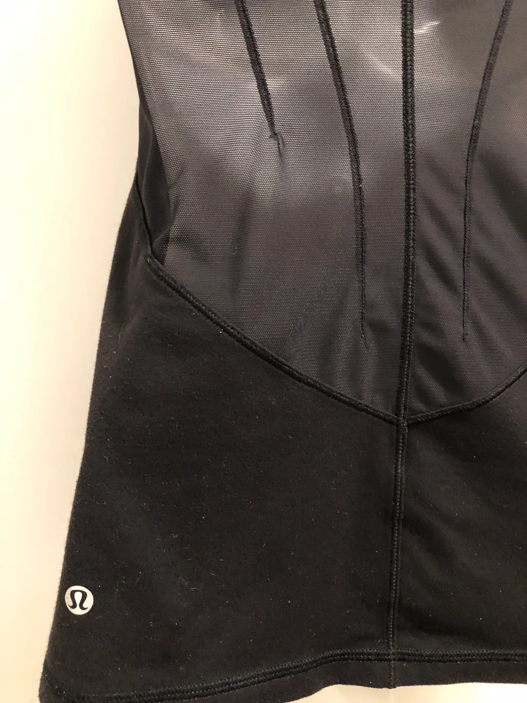 Lululemon top, mesh back S image indicator(3)