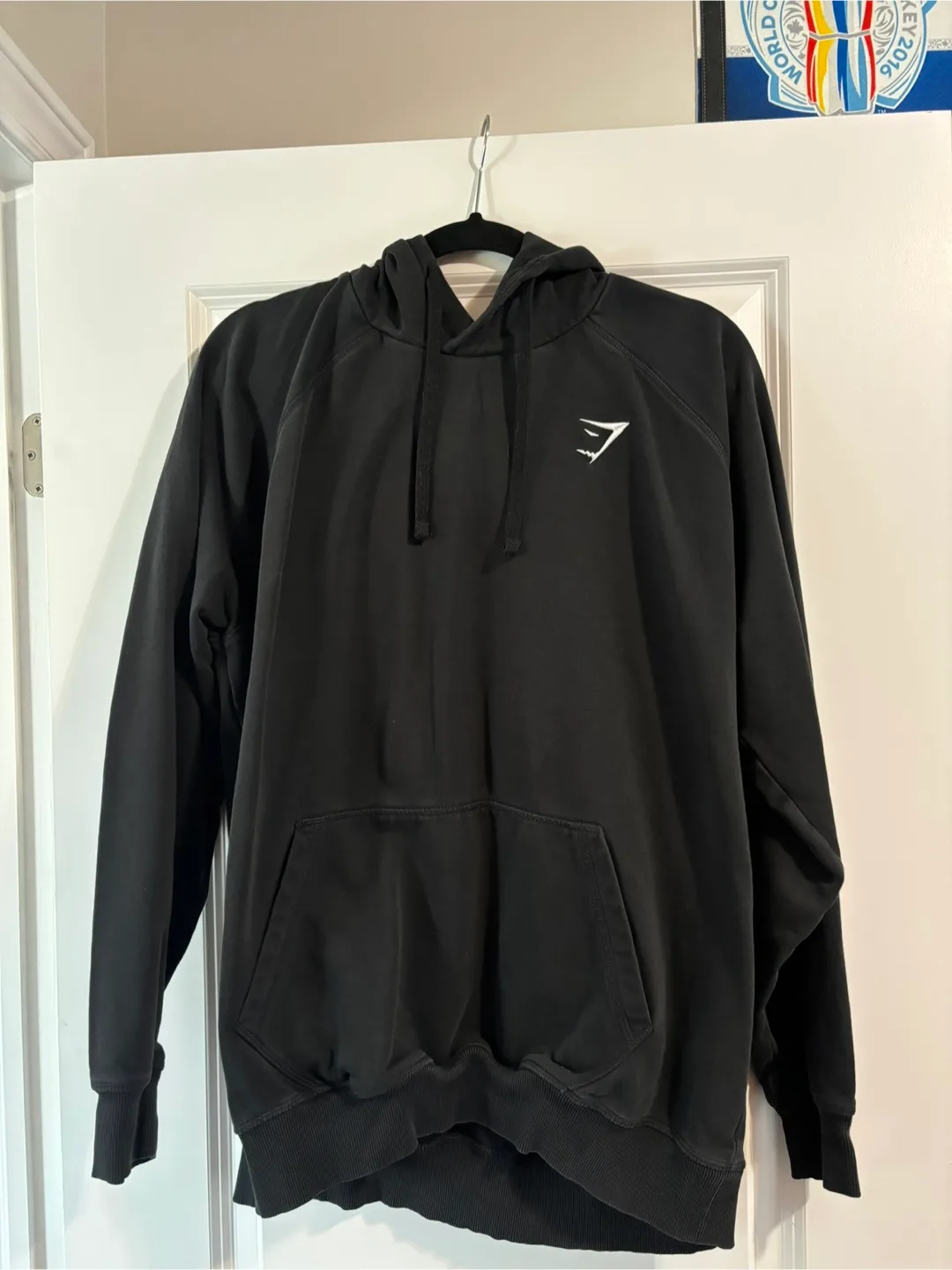 Black Gymshark Sweater thumbnail