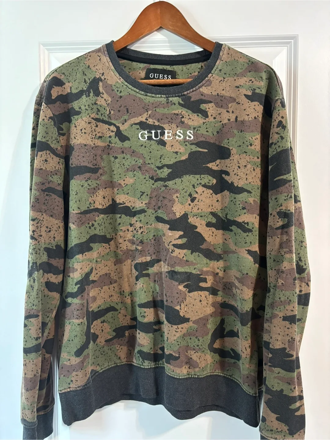 Camp Guess Crewneck thumbnail