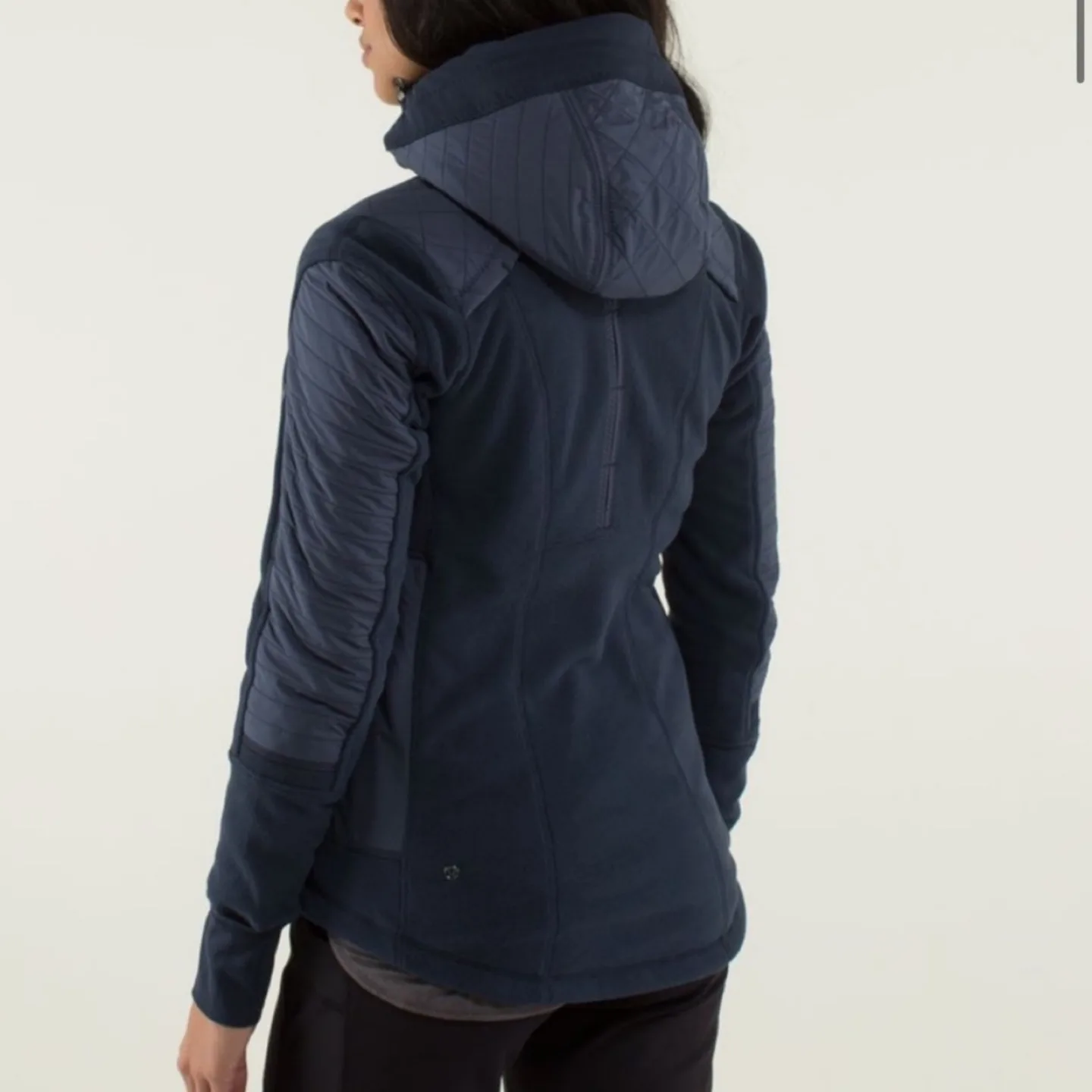 Lululemon Fleecy Keen Jacket - size 4 image indicator(2)