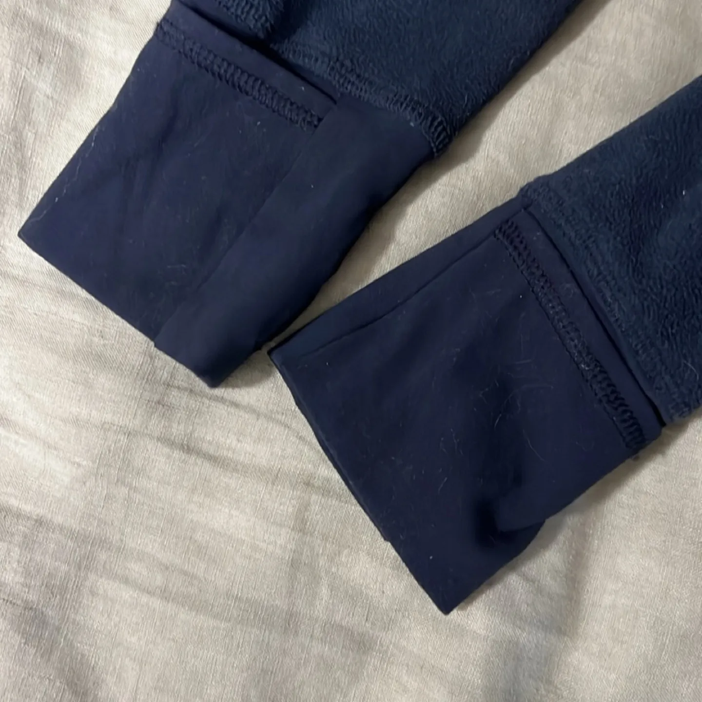 Lululemon Fleecy Keen Jacket - size 4 image indicator(9)