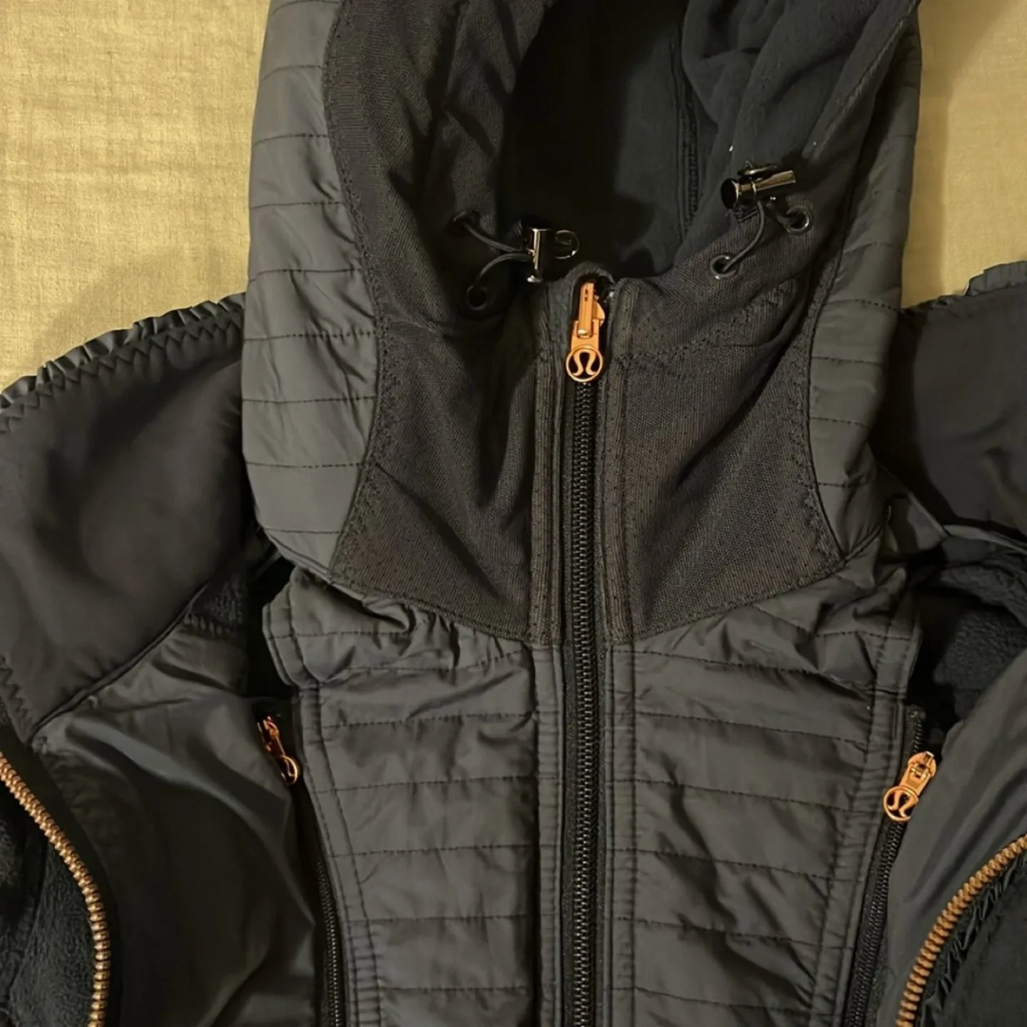 Lululemon Fleecy Keen Jacket - size 4 image indicator(10)