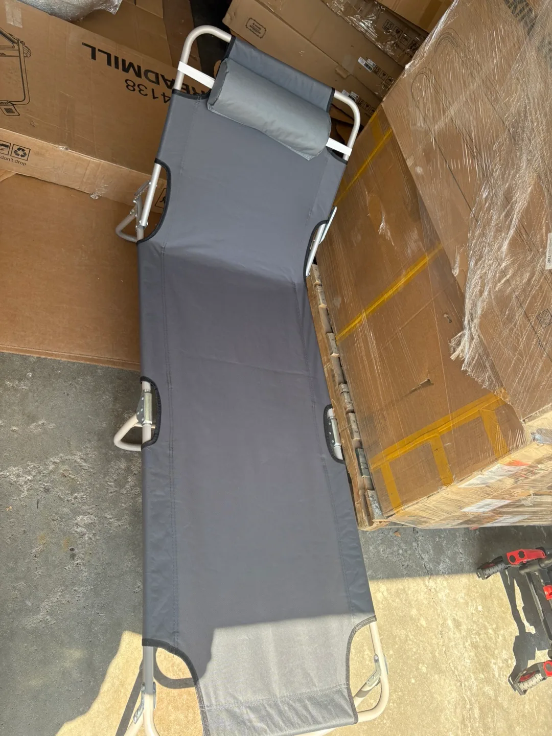 Foldable Outdoor Lounge Chair thumbnail