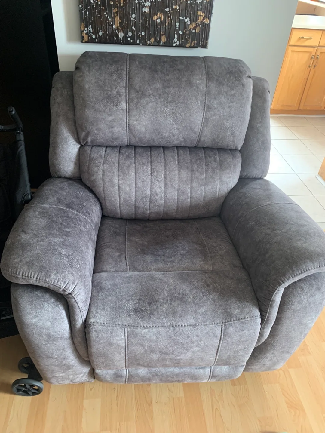 6 piece Grey Power Reclining Sofa and Chair Set New image indicator(2)