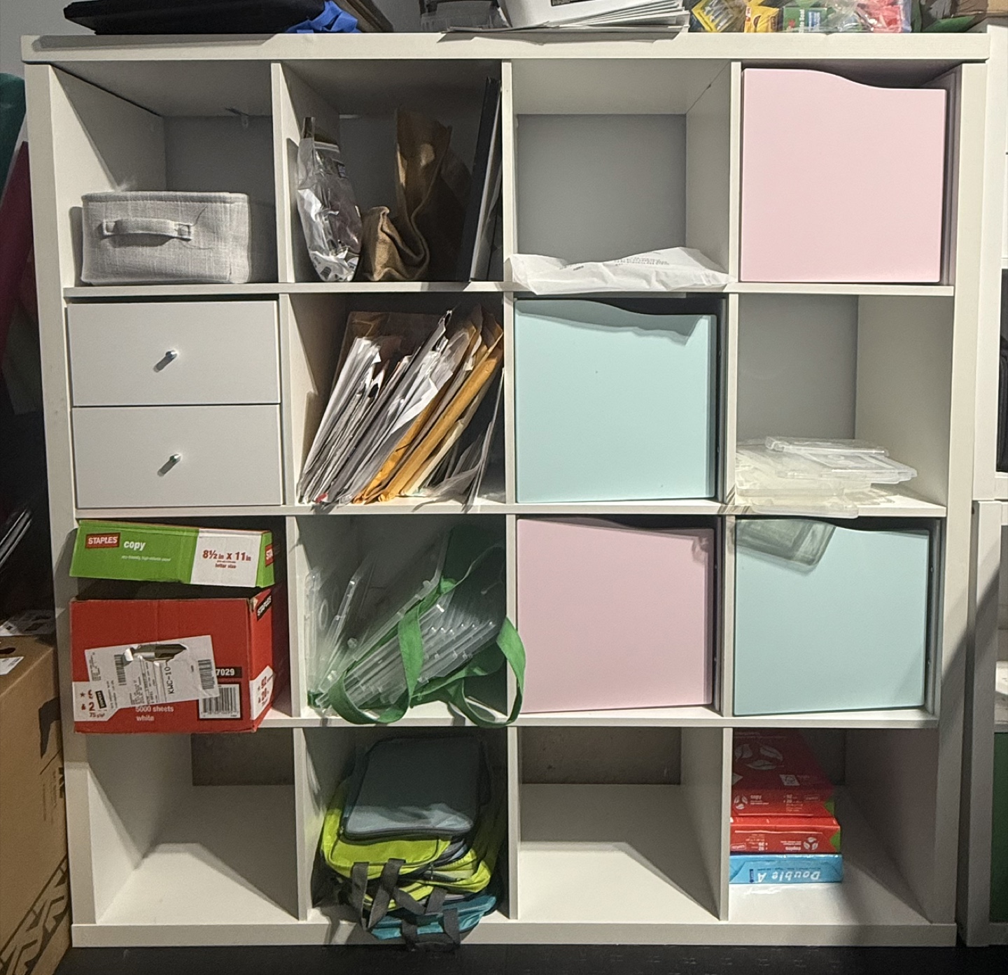 White cube storage unit