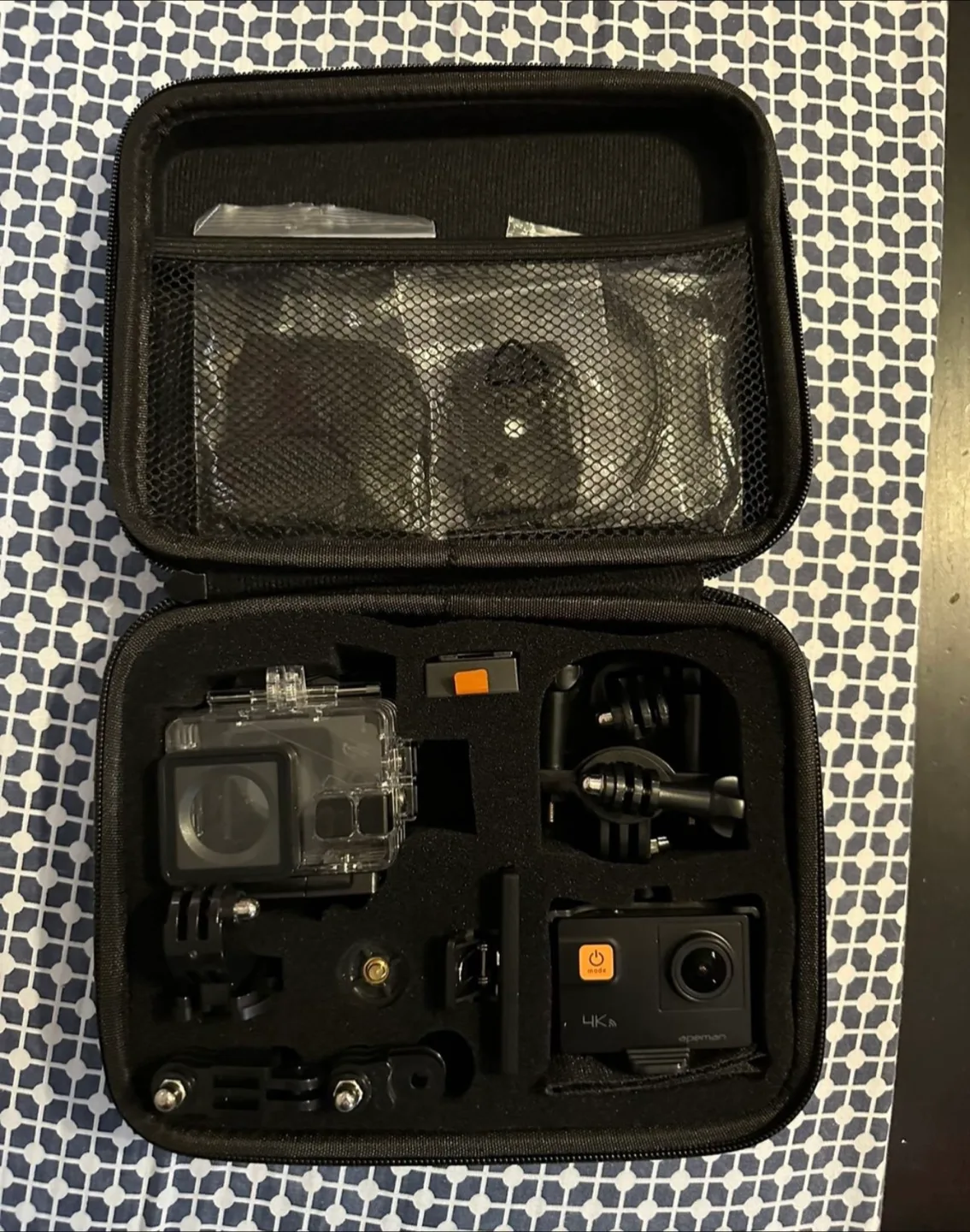 Apeman Action Camera Kit thumbnail