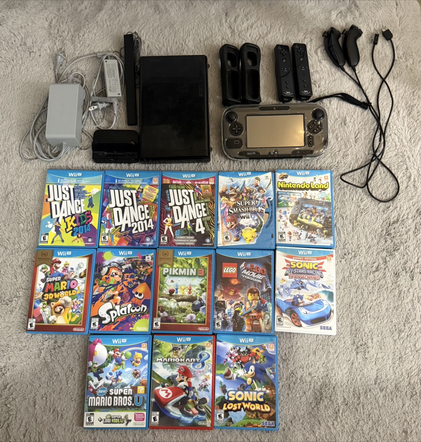 Wii U Console and Games Bundle