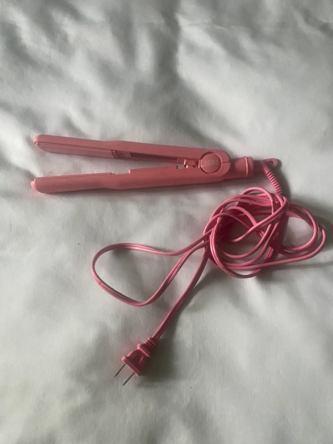 Pink Hair Straightener thumbnail