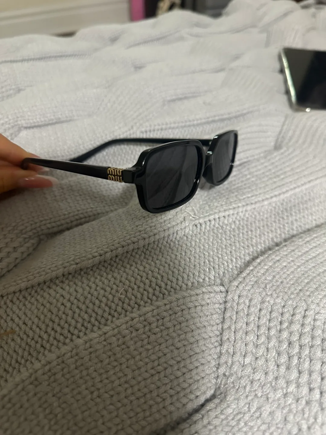 MIU MIU Sunglasses image indicator(2)
