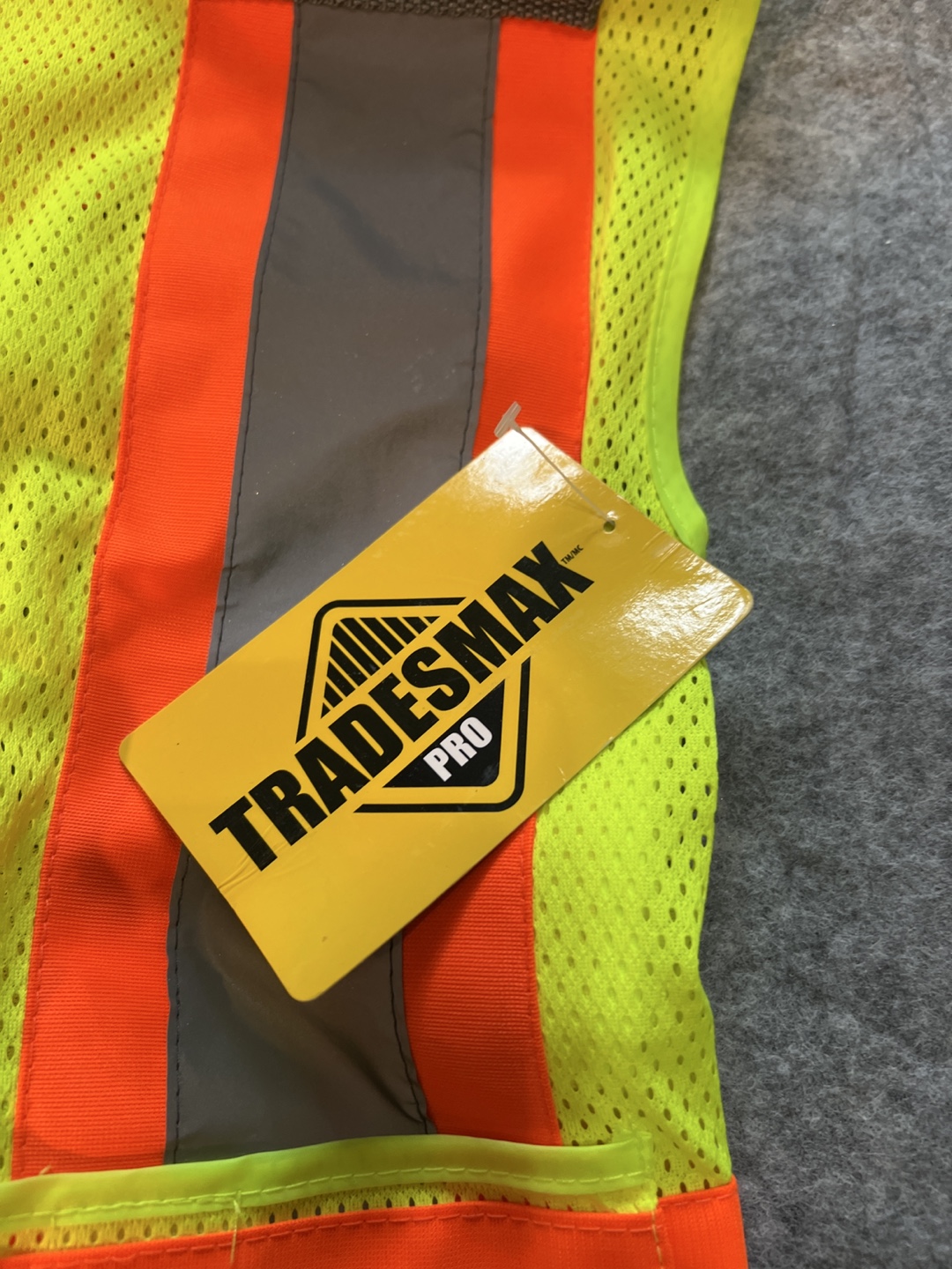 Tradesmax BRAND NEW Pro High-Visibility Safety Vest - photo 3