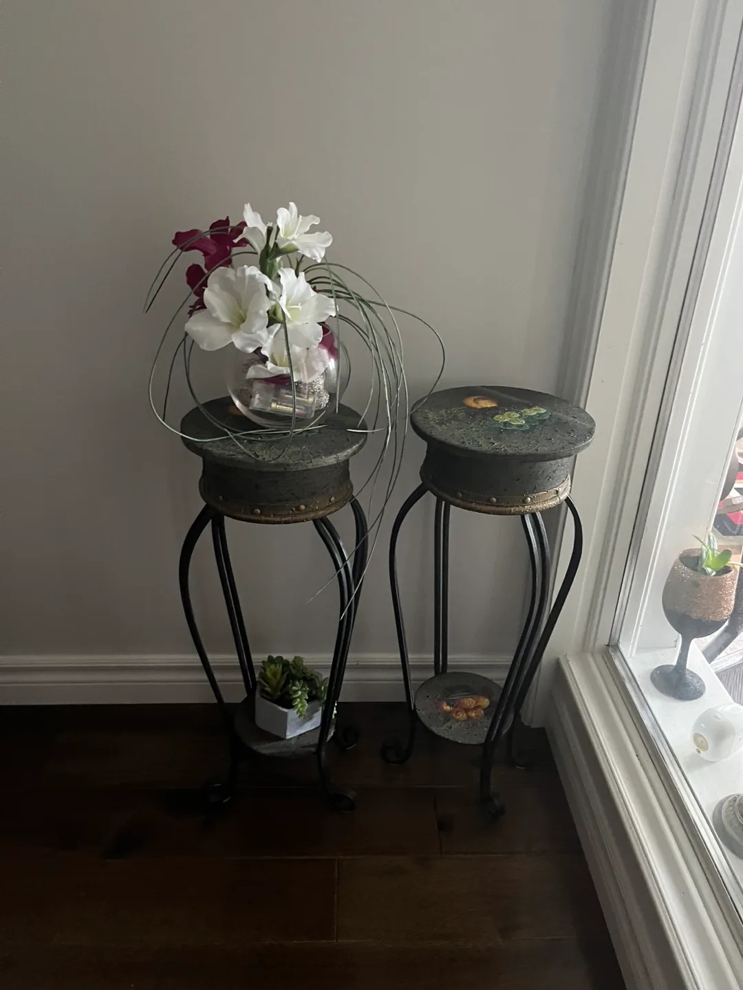 Decorative Metal Plant Stands - Set of 2 image indicator(2)
