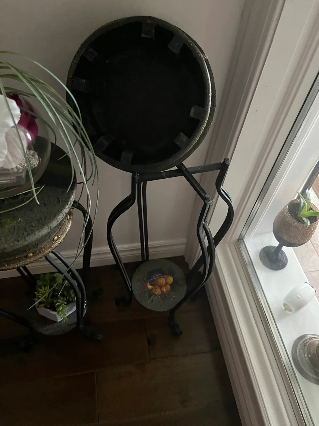 Decorative Metal Plant Stands - Set of 2 image indicator(3)