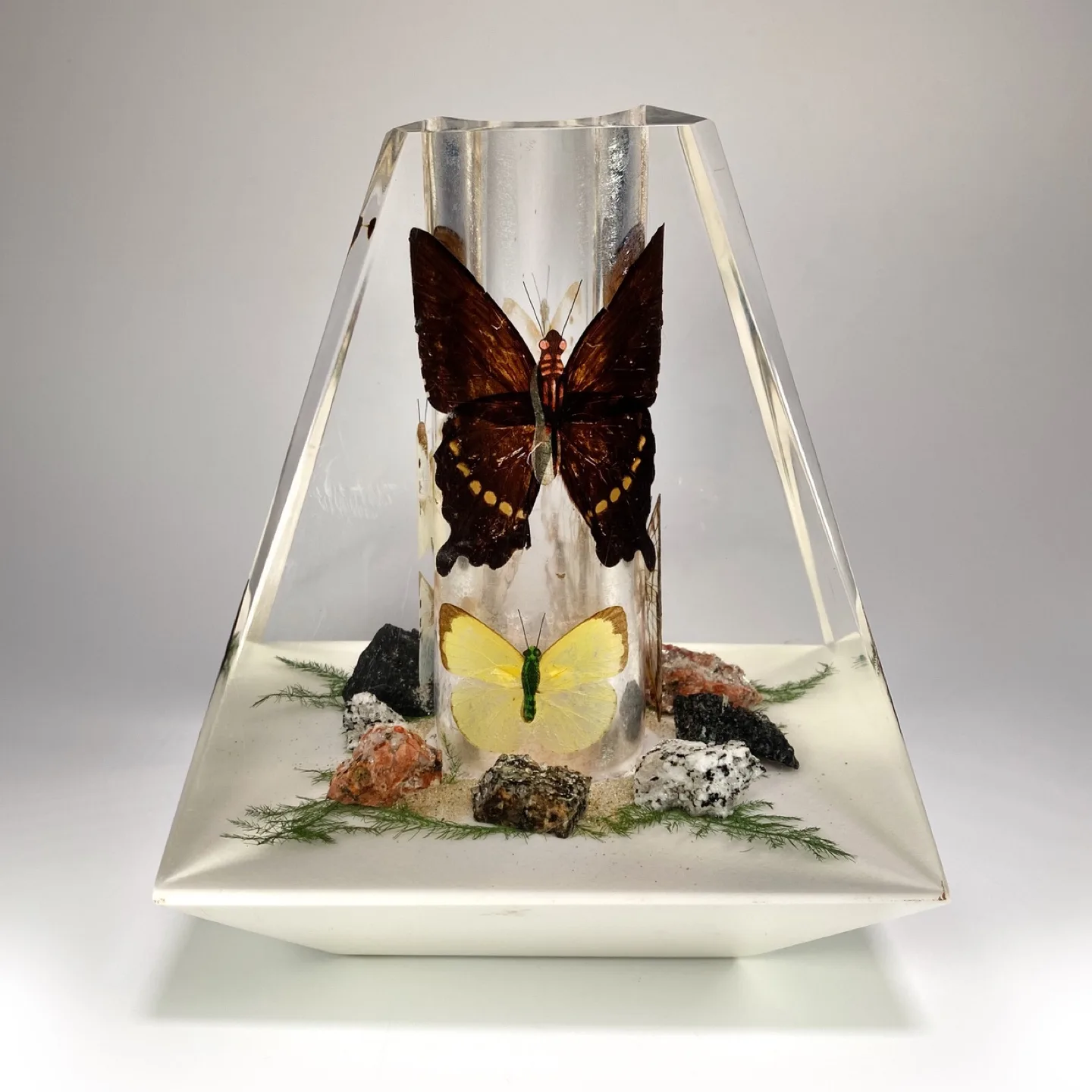 Vintage Lucite Butterfly Vase thumbnail