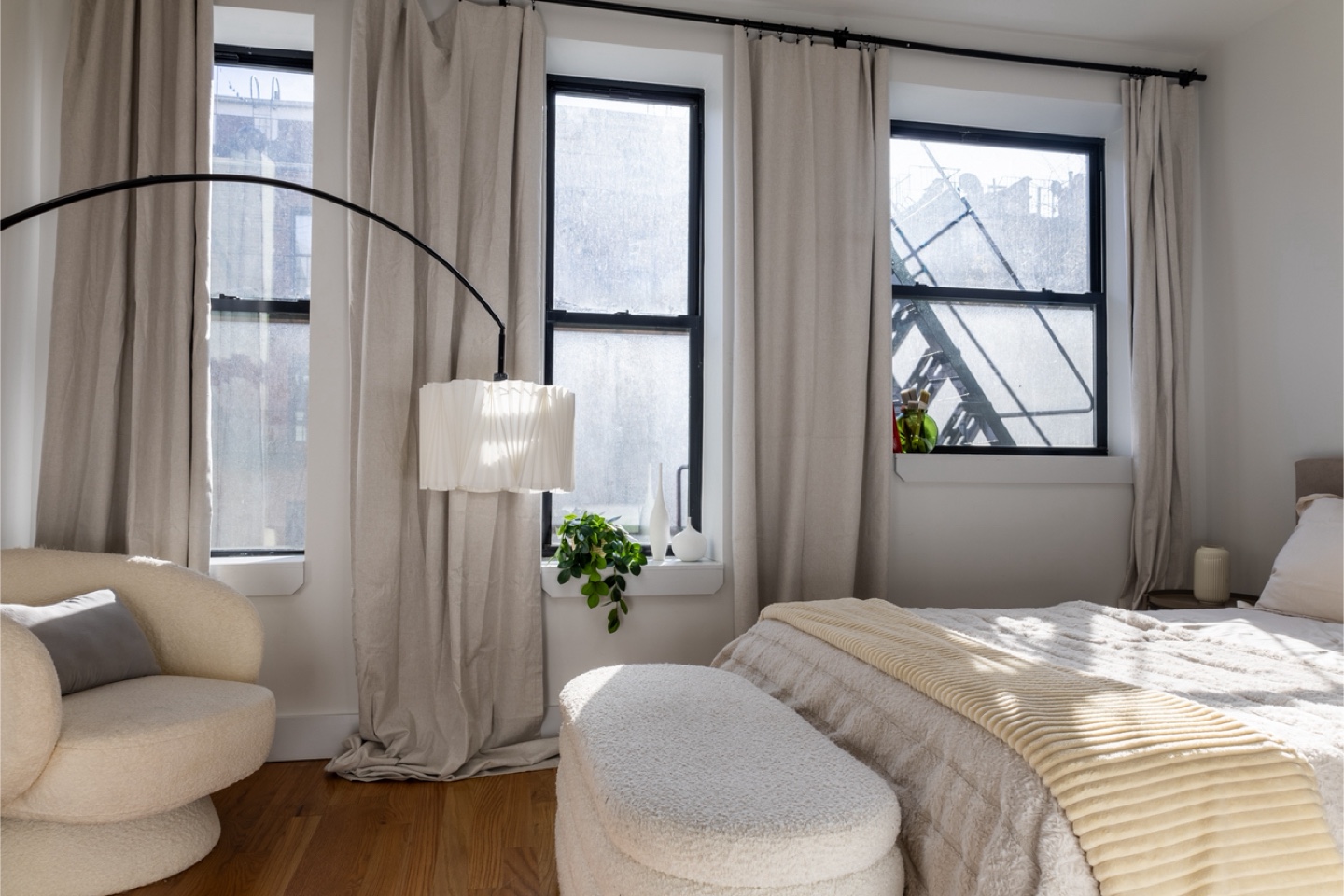 Modern Arc Floor Lamp - photo 4