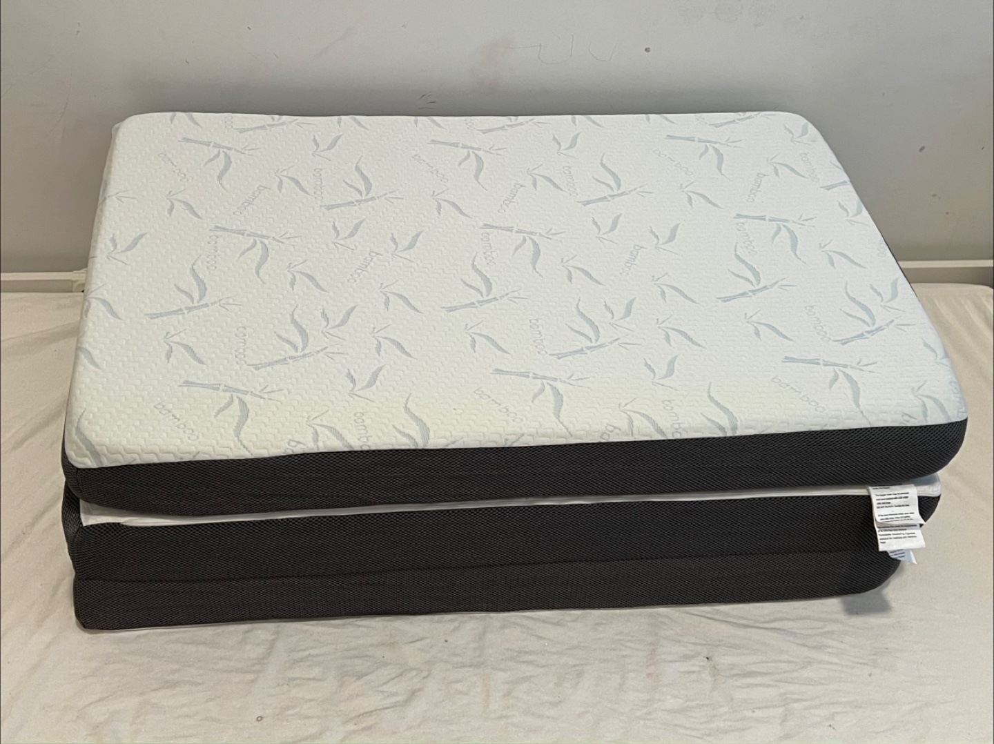 Tri-fold mattress topper 4 inch