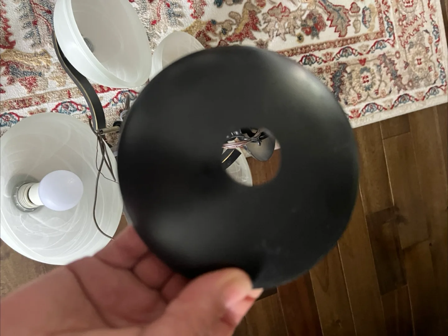 Black & Gold Chandelier image indicator(3)