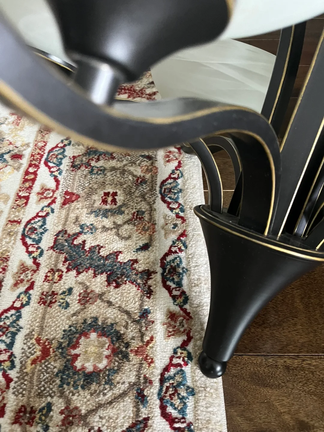 Black & Gold Chandelier image indicator(4)