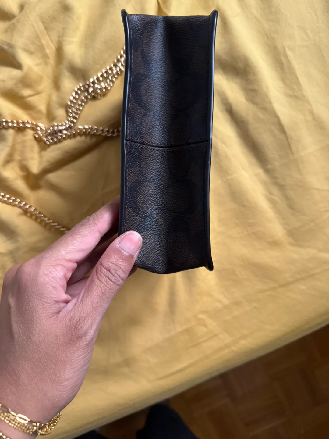 Coach Crossbody Bag image indicator(2)