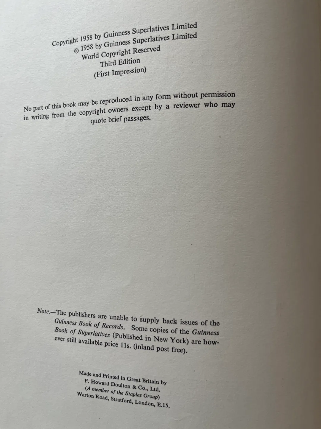 Vintage Guinness Book of Records image indicator(2)