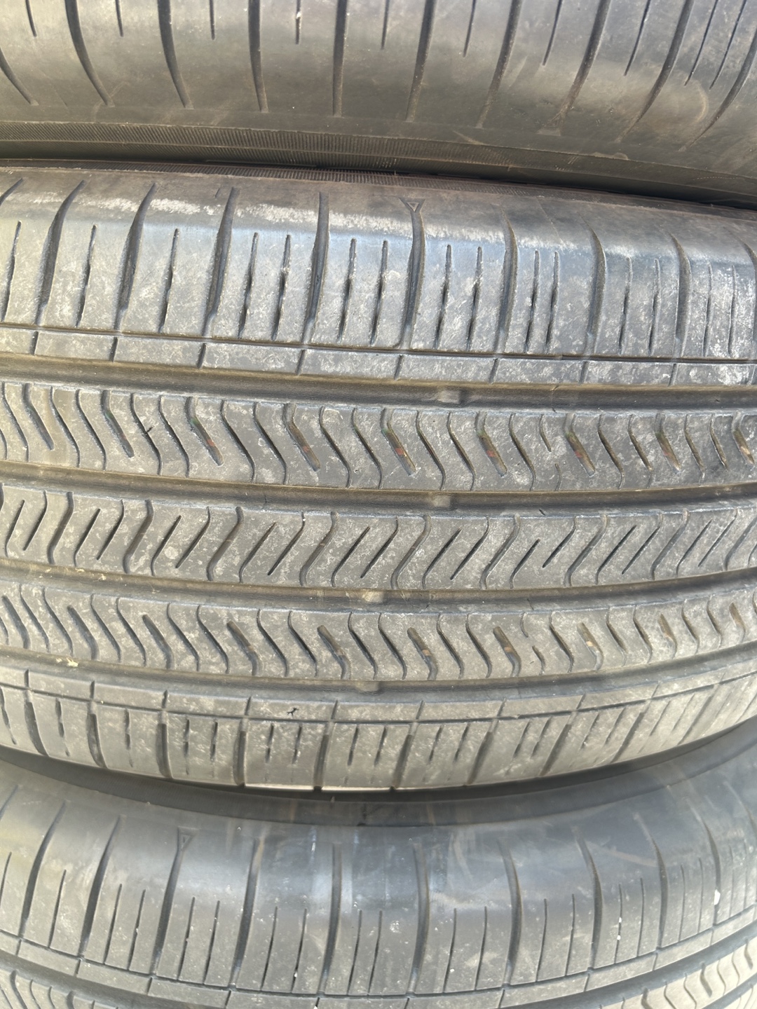 235 60 18 Toyo all seasons - photo 2