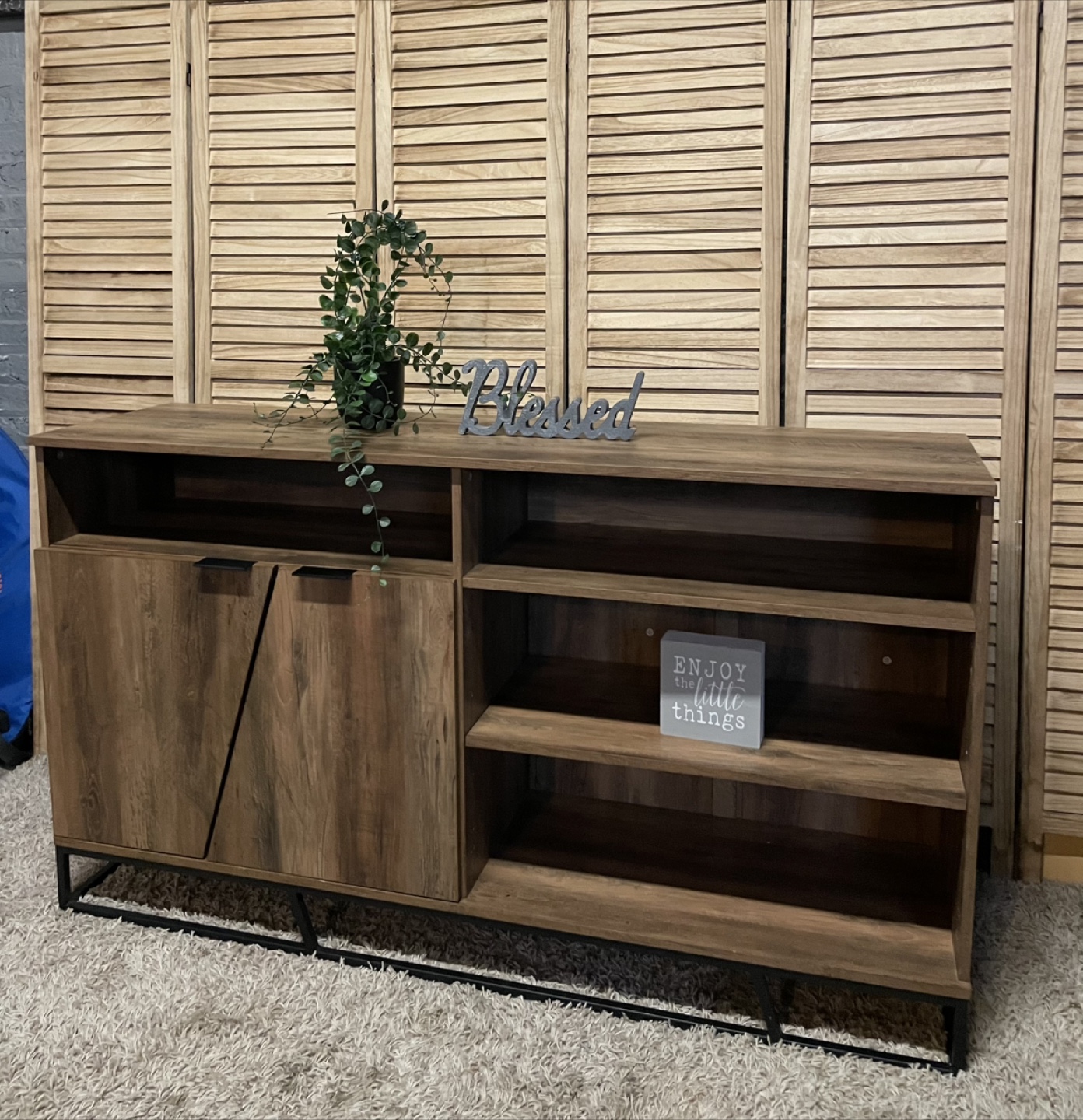 Sideboard/TV Stand - photo 3