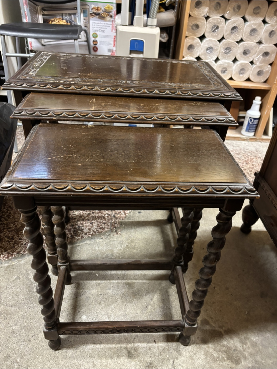 Vintage Nesting Tables 💚 - photo 2