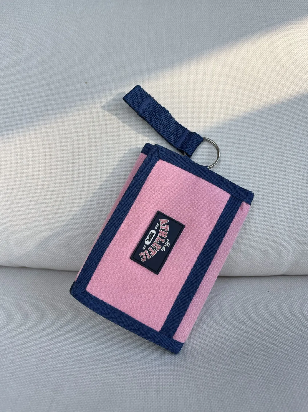 Roots Athletic Wallet-Brand New thumbnail