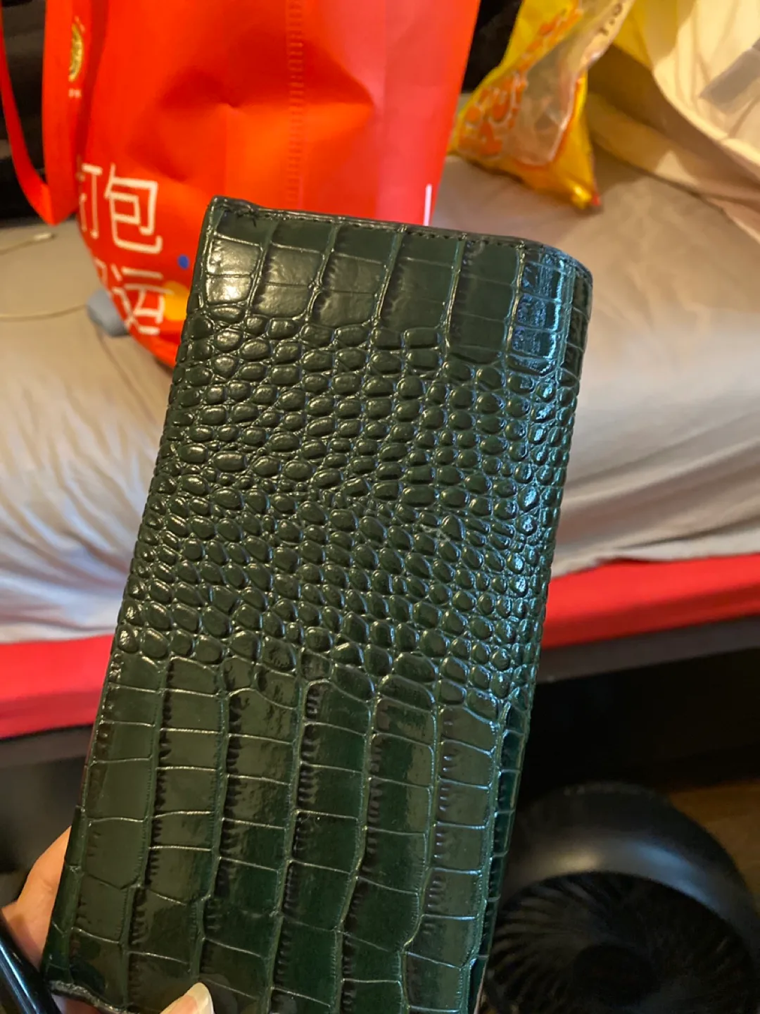 Dark Green Crocodile Wallet image indicator(2)