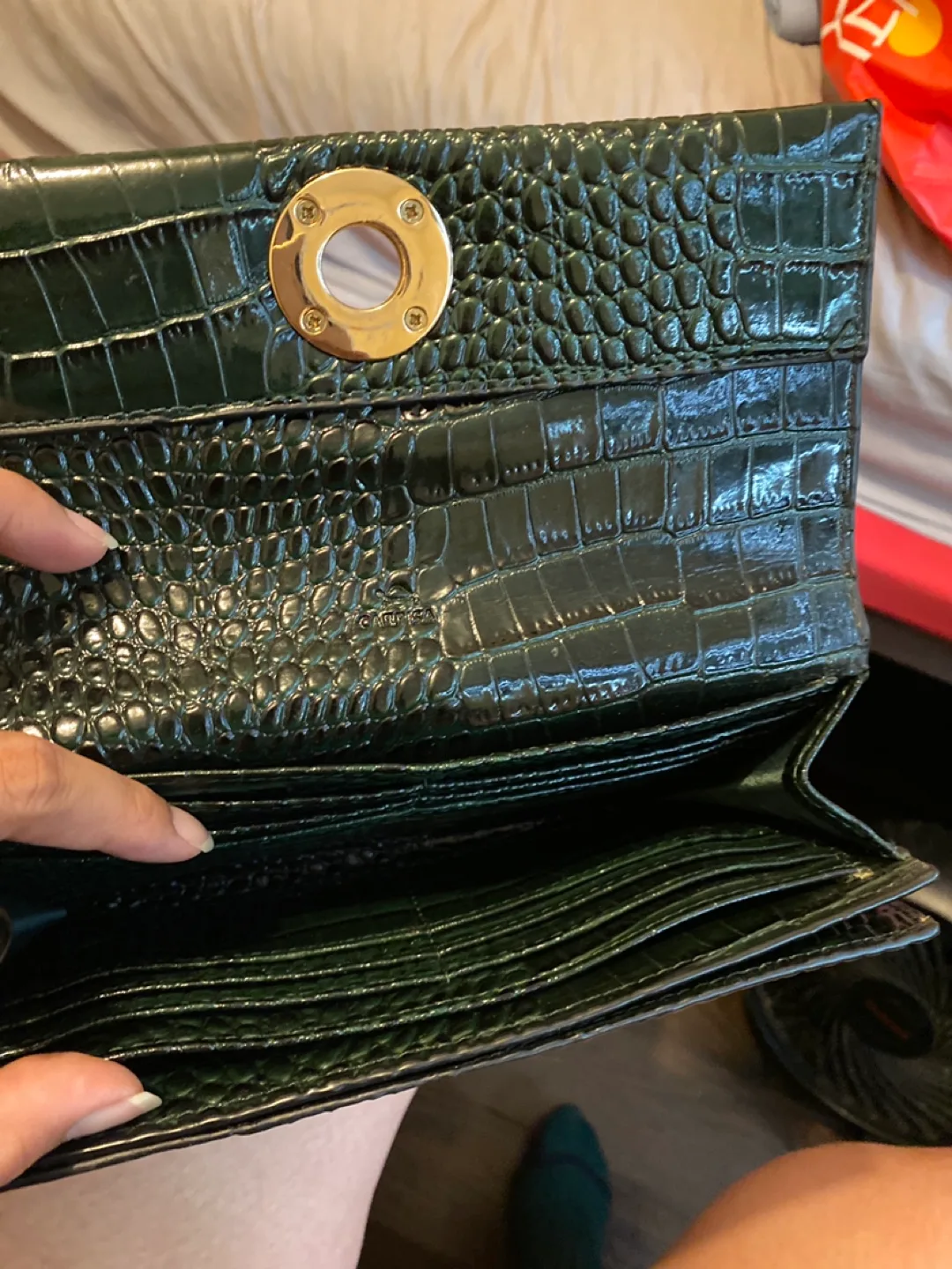 Dark Green Crocodile Wallet image indicator(3)