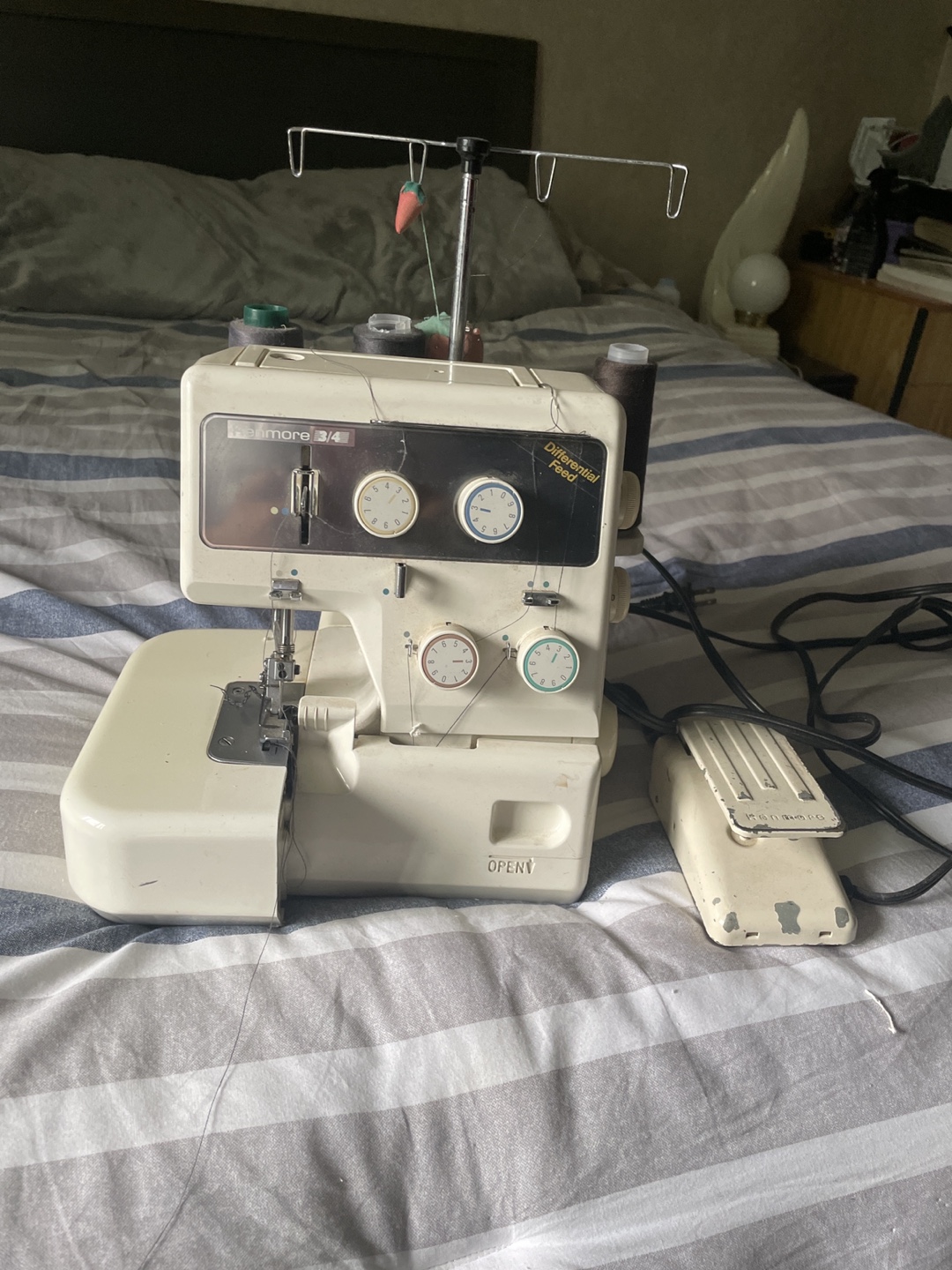 Kenmore Serger Sewing Machine